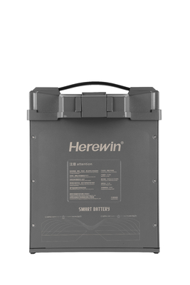 Alta seguridad y rendimiento Aquí hay una batería de estado semi sólido 14S 51.8V 30000mAh con Molex