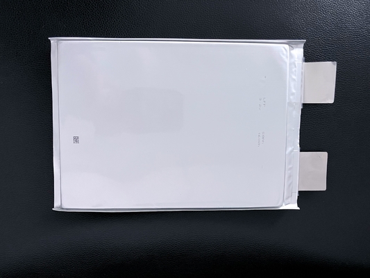 3.2V 60Ah LFP Ciclo de vida profundopo4 Bolsas de celdas baterías de iones de litio Lipo polímero grado A